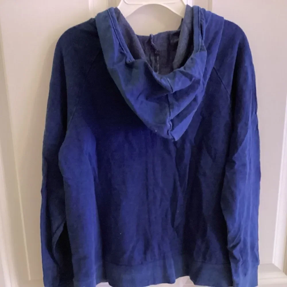 NWT. Miki Miette Brand Boys Size 6 Indigo Hoodie with Think Green Message